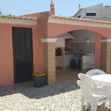 Saraiva's Gasthuis Lagos