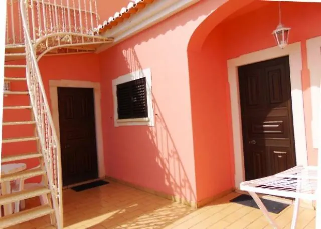 Saraiva's 3*